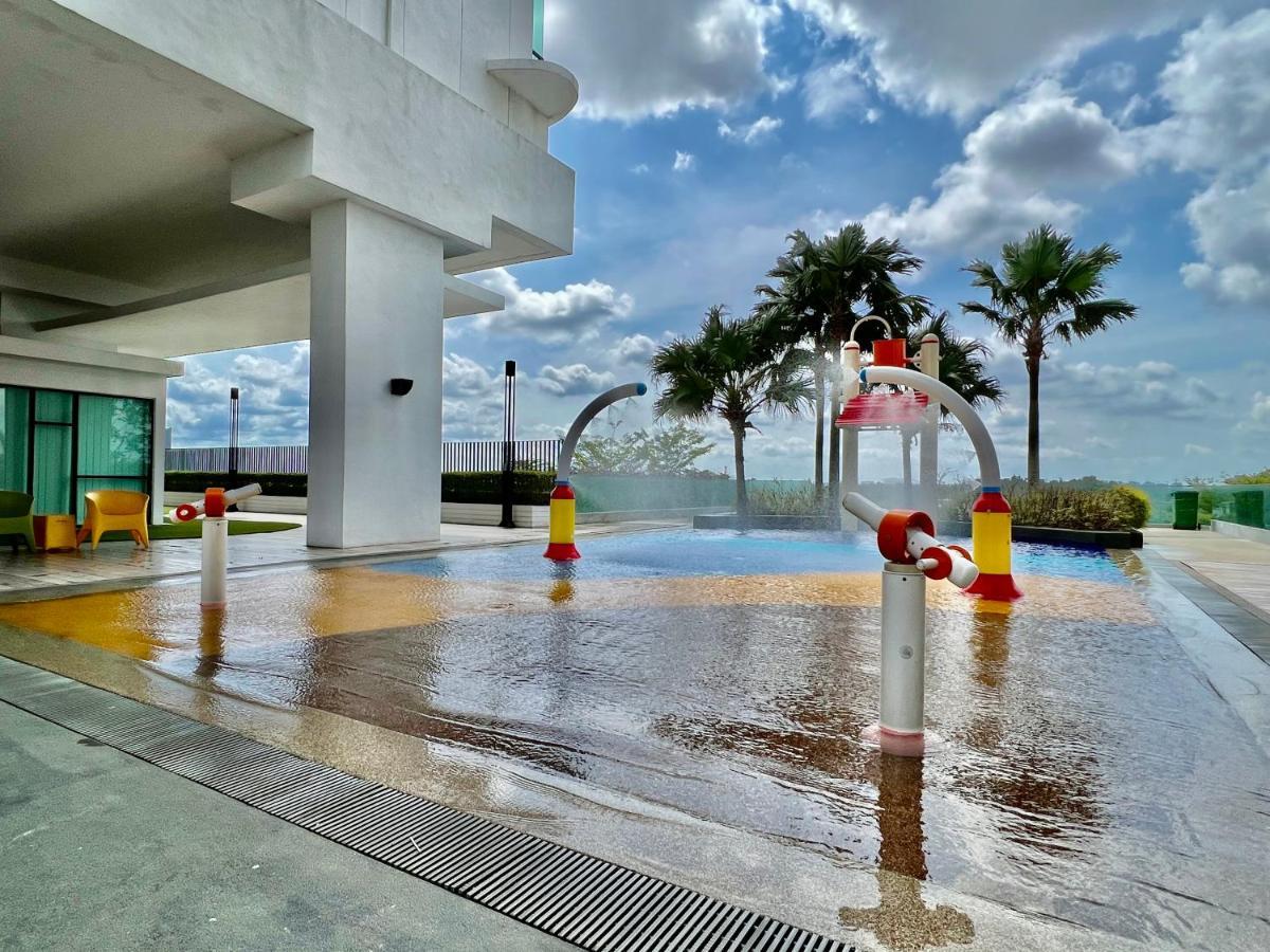 Royale Cottage Midvalley Netflix Pools 4 Pax ยะโฮร์บาห์รู ภายนอก รูปภาพ
