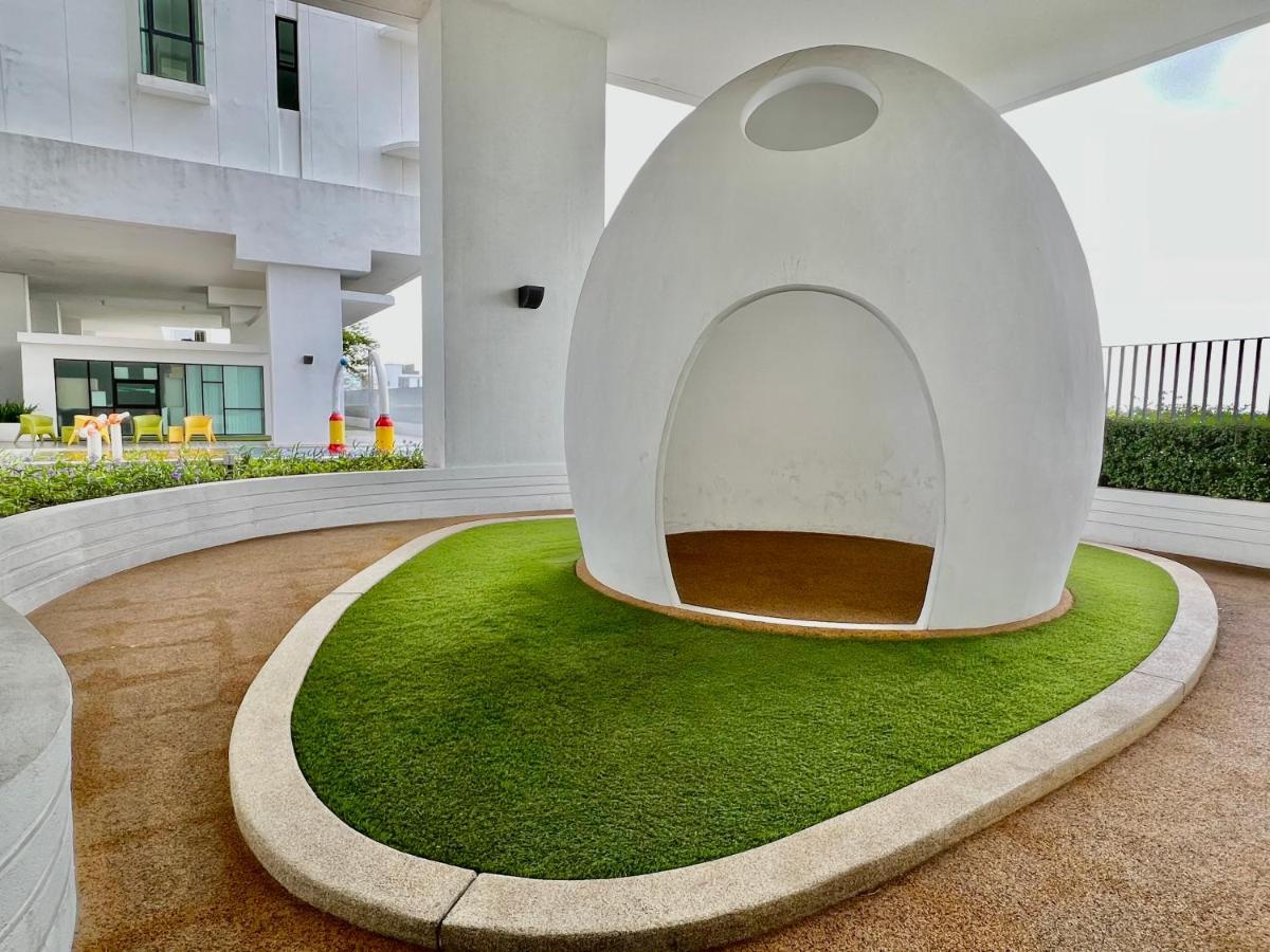 Royale Cottage Midvalley Netflix Pools 4 Pax ยะโฮร์บาห์รู ภายนอก รูปภาพ