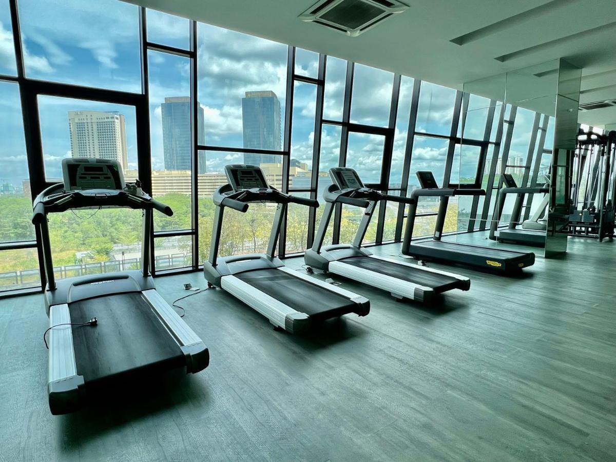 Royale Cottage Midvalley Netflix Pools 4 Pax ยะโฮร์บาห์รู ภายนอก รูปภาพ